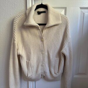 360 Cashmere Very Comfortable Cardigan